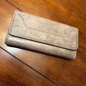 NEW Frye Melissa Wallet (never used)